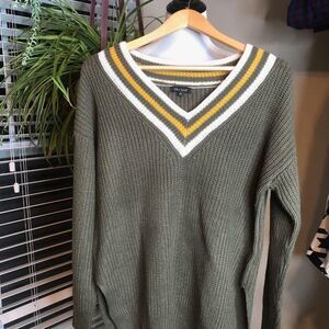 Green V Neck‎ Sweater Varsity Stripe Knit Pullover Grunge Indie